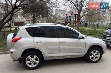 Внедорожник / Кроссовер Toyota RAV4 2006 в Харькове