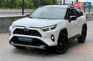 Позашляховик / Кросовер Toyota RAV4 2023 в Білій Церкві