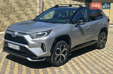 Внедорожник / Кроссовер Toyota RAV4 2020 в Харькове