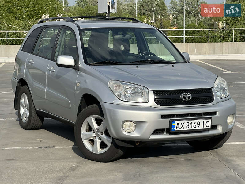 Toyota RAV4 2005