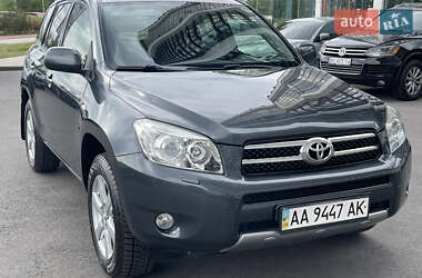 Внедорожник / Кроссовер Toyota RAV4 2008 в Киеве