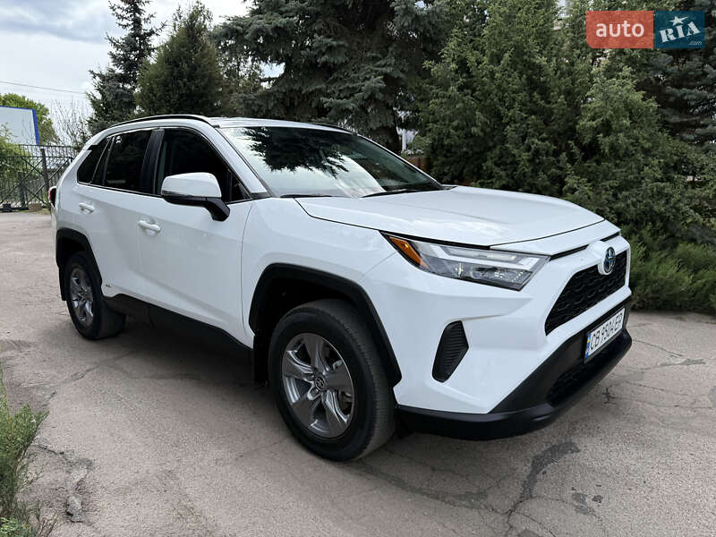 Позашляховик / Кросовер Toyota RAV4 2022 в Києві