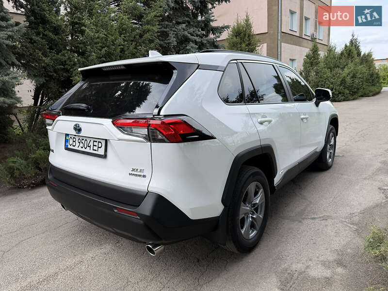 Позашляховик / Кросовер Toyota RAV4 2022 в Києві