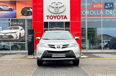 Внедорожник / Кроссовер Toyota RAV4 2013 в 