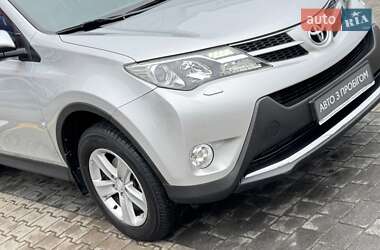 Внедорожник / Кроссовер Toyota RAV4 2013 в 