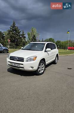 Позашляховик / Кросовер Toyota RAV4 2008 в Миколаєві