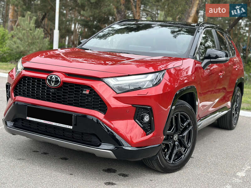 Внедорожник / Кроссовер Toyota RAV4 2024 в Киеве