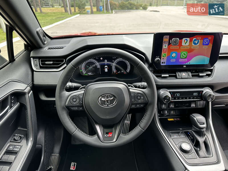 Внедорожник / Кроссовер Toyota RAV4 2024 в Киеве