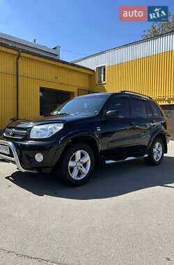 Внедорожник / Кроссовер Toyota RAV4 2006 в Чернигове