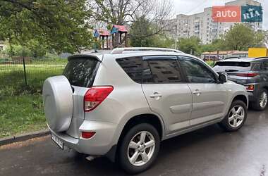 Внедорожник / Кроссовер Toyota RAV4 2006 в Харькове