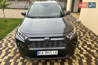 Внедорожник / Кроссовер Toyota RAV4 2022 в Кременчуге