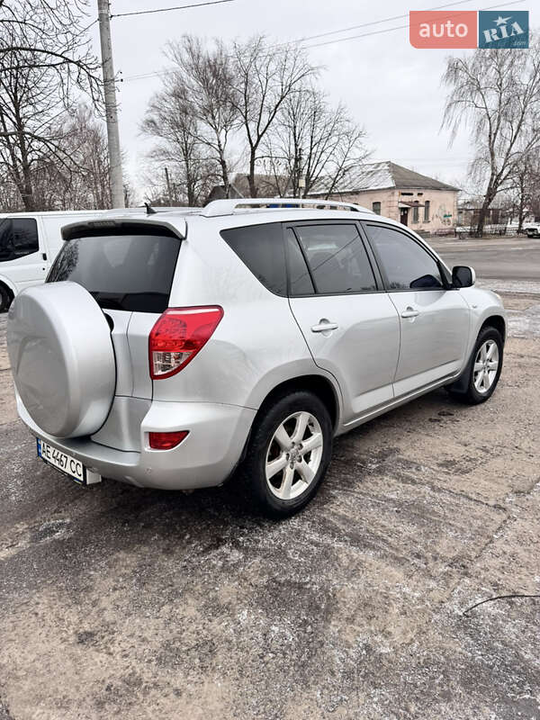 Внедорожник / Кроссовер Toyota RAV4 2007 в Перещепине