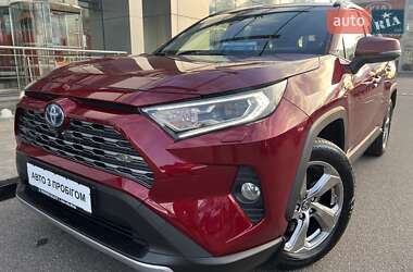 Позашляховик / Кросовер Toyota RAV4 2019 в Києві