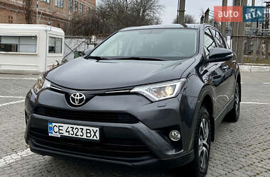 Внедорожник / Кроссовер Toyota RAV4 2017 в Черновцах