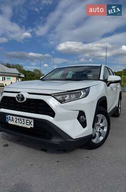 Позашляховик / Кросовер Toyota RAV4 2019 в Києві