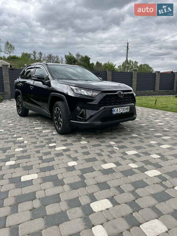 Toyota RAV4 2019