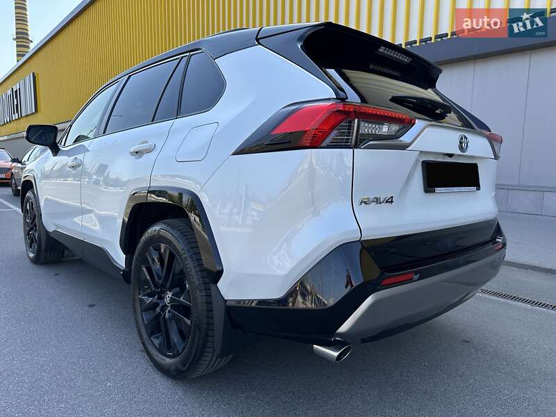 Внедорожник / Кроссовер Toyota RAV4 2023 в Киеве фото 4 Внедорожник / Кроссовер Toyota RAV4 2023 в Киеве