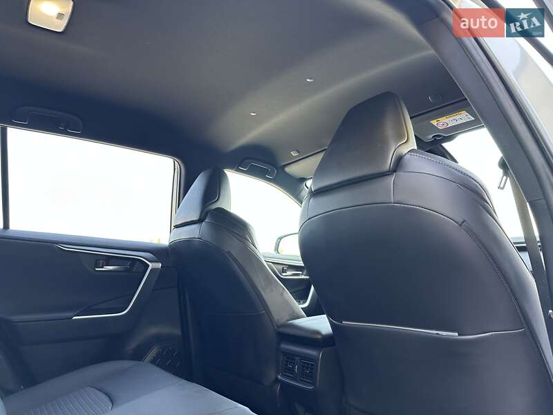Внедорожник / Кроссовер Toyota RAV4 2023 в Киеве фото 9 Внедорожник / Кроссовер Toyota RAV4 2023 в Киеве
