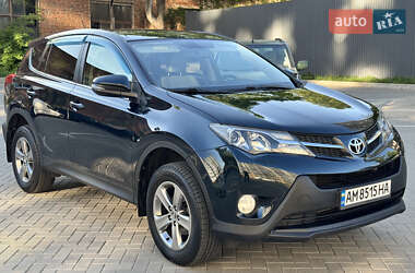 Toyota RAV4 2015