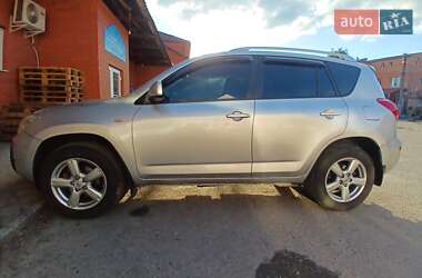 Позашляховик / Кросовер Toyota RAV4 2007 в 
