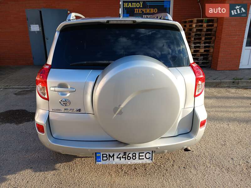 Позашляховик / Кросовер Toyota RAV4 2007 в Ромнах