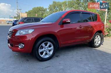 Позашляховик / Кросовер Toyota RAV4 2010 в 