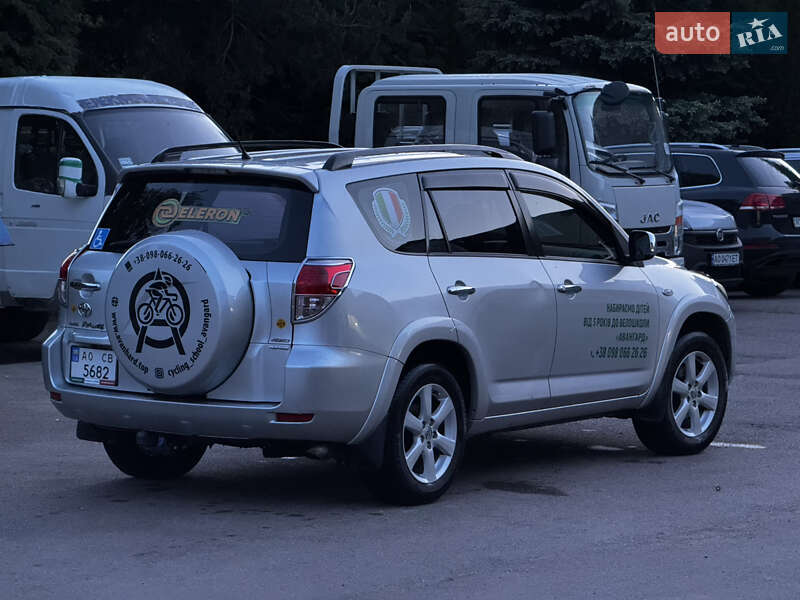Внедорожник / Кроссовер Toyota RAV4 2006 в Ужгороде фото 3 Внедорожник / Кроссовер Toyota RAV4 2006 в Ужгороде