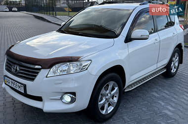 Позашляховик / Кросовер Toyota RAV4 2011 в 