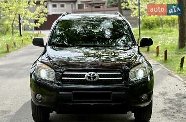 Позашляховик / Кросовер Toyota RAV4 2009 в 
