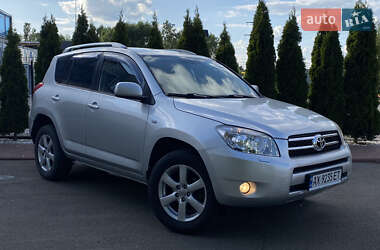 Внедорожник / Кроссовер Toyota RAV4 2008 в 