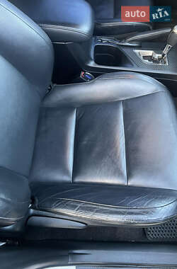 Внедорожник / Кроссовер Toyota RAV4 2013 в 