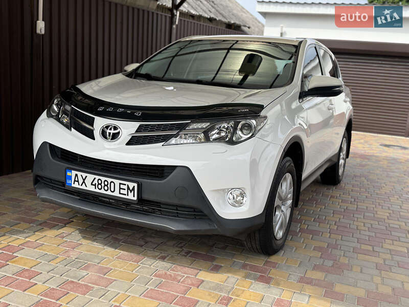 Toyota RAV4 2013