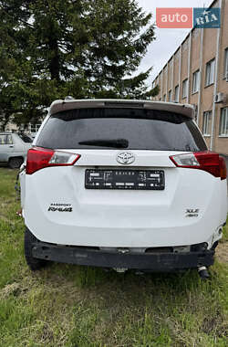 Позашляховик / Кросовер Toyota RAV4 2015 в Хмельницькому