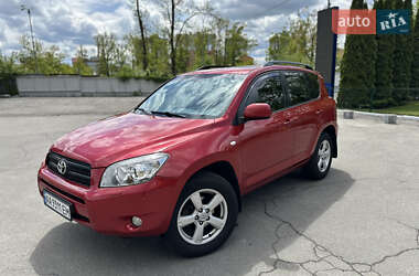 Позашляховик / Кросовер Toyota RAV4 2007 в Києві