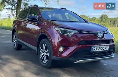 Позашляховик / Кросовер Toyota RAV4 2018 в Києві