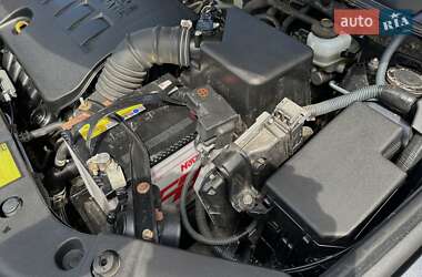 Внедорожник / Кроссовер Toyota RAV4 2011 в 