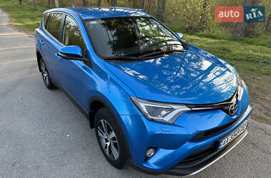 Позашляховик / Кросовер Toyota RAV4 2016 в Києві