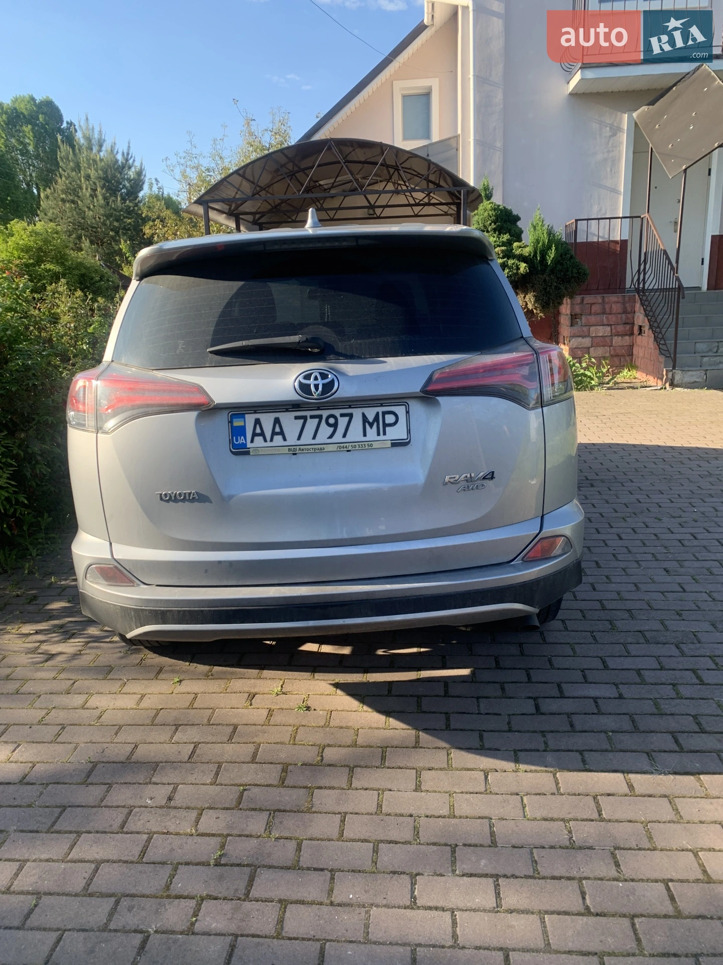2016 Toyota RAV 4 - мініатюра 3