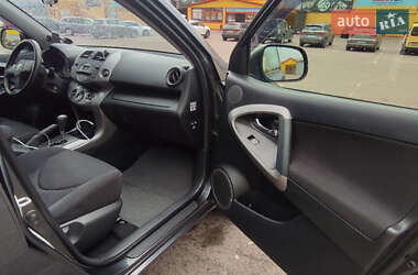 Внедорожник / Кроссовер Toyota RAV4 2008 в 