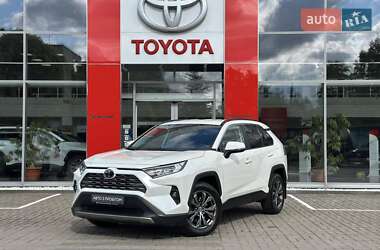 Позашляховик / Кросовер Toyota RAV4 2022 в Луцьку