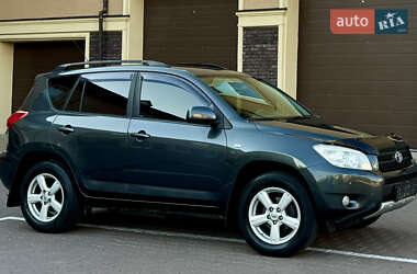 Внедорожник / Кроссовер Toyota RAV4 2007 в 