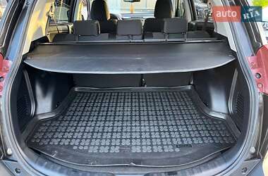 Внедорожник / Кроссовер Toyota RAV4 2014 в 