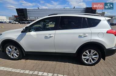 Внедорожник / Кроссовер Toyota RAV4 2013 в 