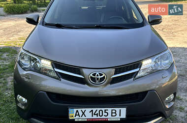 Позашляховик / Кросовер Toyota RAV4 2013 в Харкові