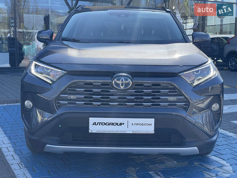 Внедорожник / Кроссовер Toyota RAV4 2019 в Одессе