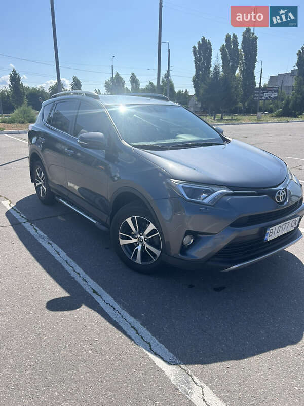 Toyota RAV4 2017