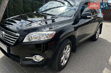 Позашляховик / Кросовер Toyota RAV4 2010 в Львові