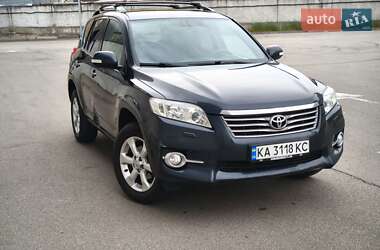 Позашляховик / Кросовер Toyota RAV4 2010 в 