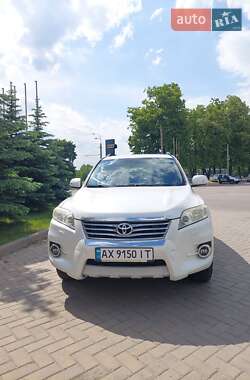 Внедорожник / Кроссовер Toyota RAV4 2011 в Харькове