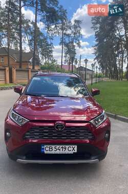 Внедорожник / Кроссовер Toyota RAV4 2020 в Чернигове